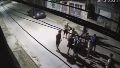 Video: así fue el robo “piraña” a un motociclista en barrio Hospitales