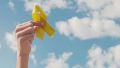 Septiembre es el mes de la prevención del suicidio: ¿por qué se simboliza con el color amarillo?
