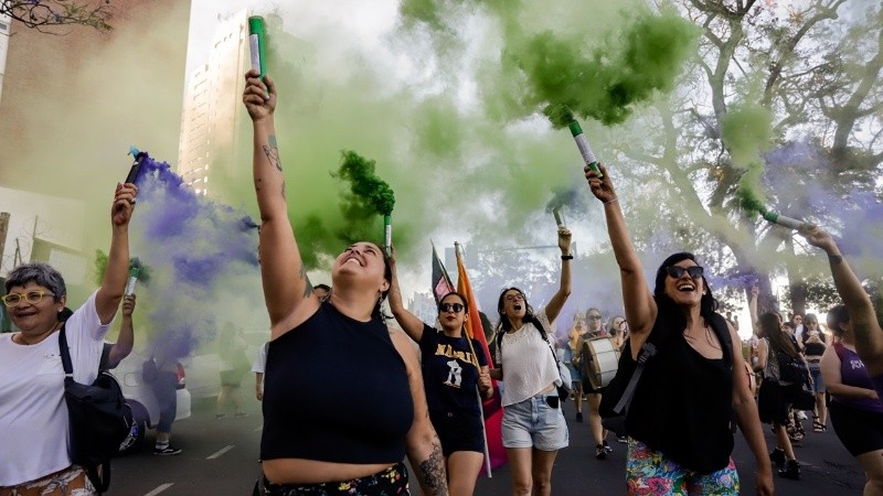 La marcha inició desde Oroño y el río a las 17.