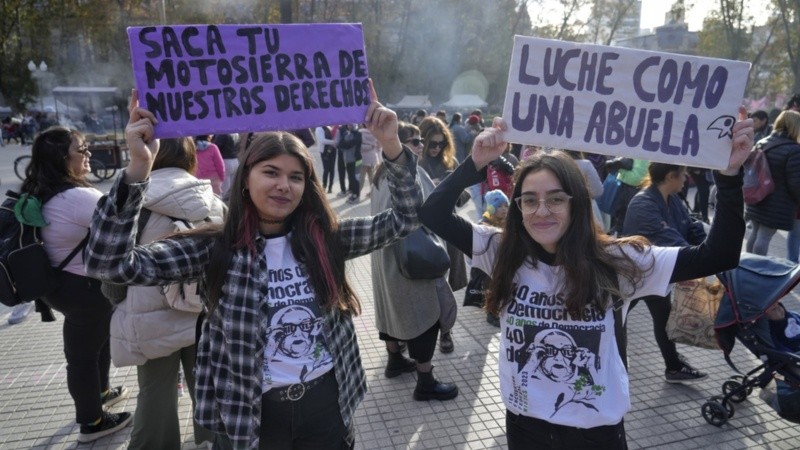 Masiva marcha en Rosario por Ni una menos.