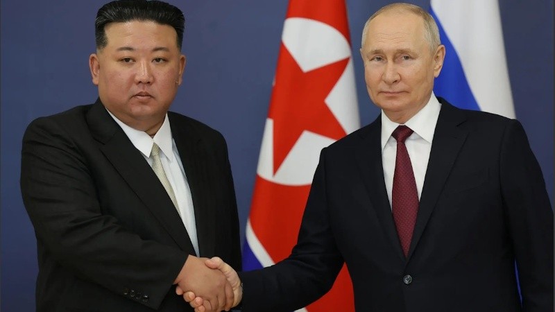 El presidente ruso, Vladímir Putin y el líder del régimen comunista, Kim Jong-Un, en una imagen de archivo.