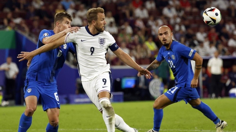 A pesar de las críticas, Kane sigue adelante con Inglaterra en la Euro.