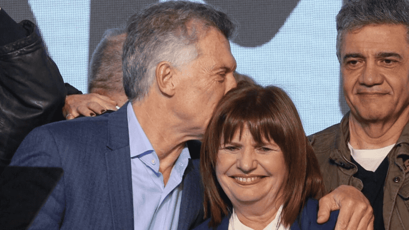 Lejos del cariño de otros tiempos, Macri y Bullrich apenas se saludaron.