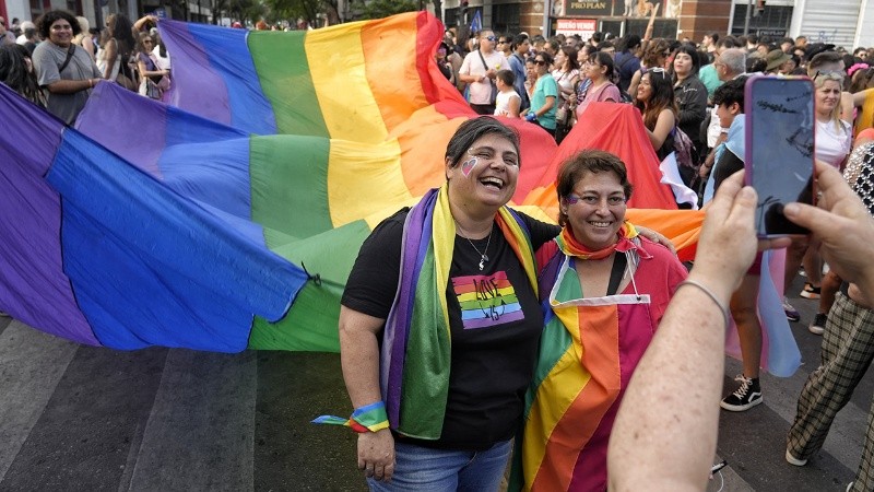 Una nueva Marcha del Orgullo se despliega este sábado en Rosario.