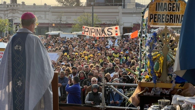 La homilía de Jorge García Cuerva en la 50ª Peregrinación Juvenil a Luján.