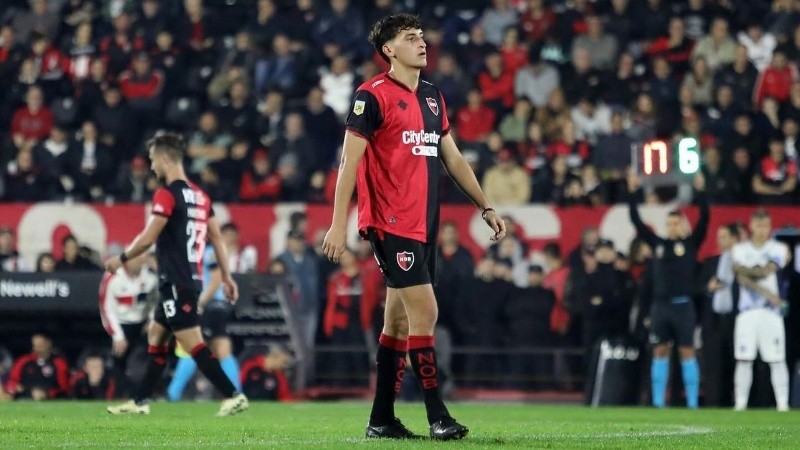 El juvenil categoría 2005 ya empieza a afianzarse adueñándose de la mitad de cancha.