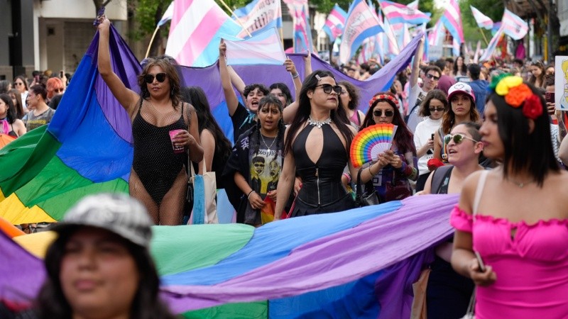 Una nueva Marcha del Orgullo se desplegó este sábado en Rosario.