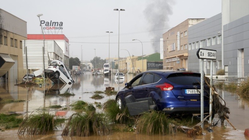 Así quedó una zona industrial en Sedaví, Valencia.