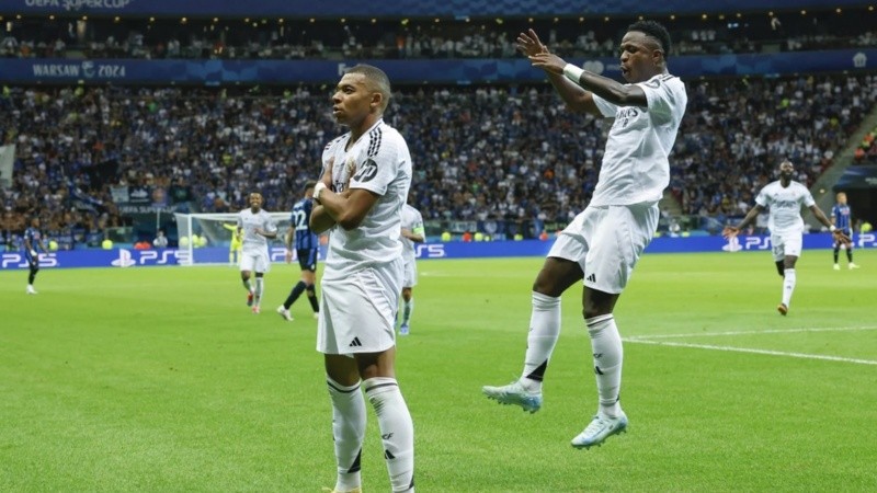 Mbappé y Vinícius prometen brillar juntos en el Real Madrid este 2025.