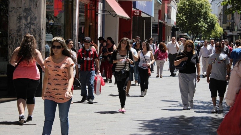 El movimiento comercial fue mayor en diciembre por las fiestas.