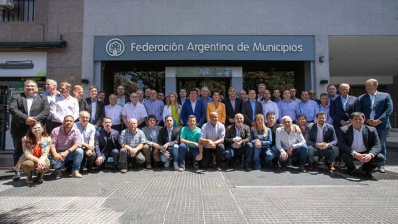 La Federación Argentina de Municipios está integrada por 500 intendentes de todo el país y tiene una postura crítica de la gestión del presidente Milei.